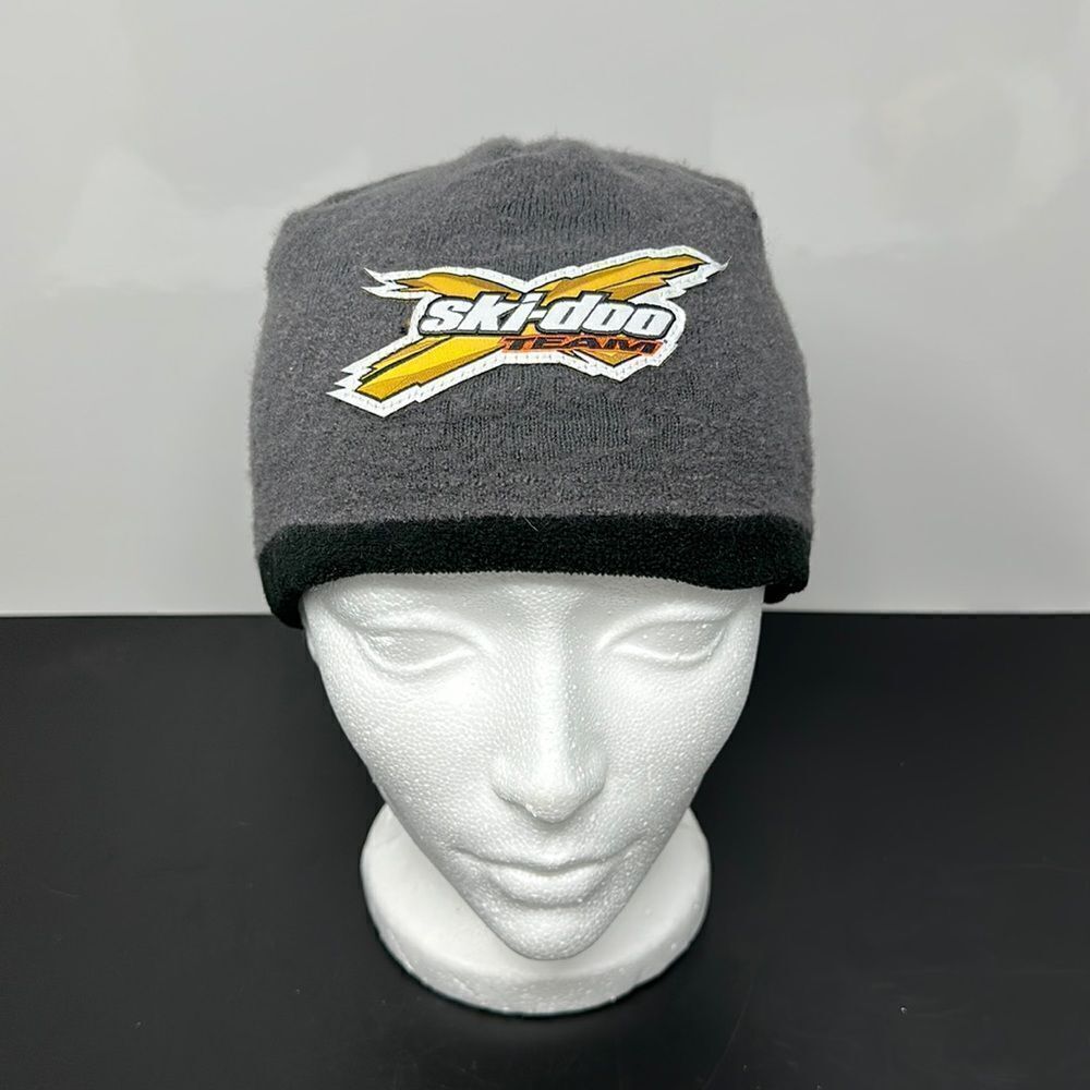 Kids ski-doo tuque merino wool